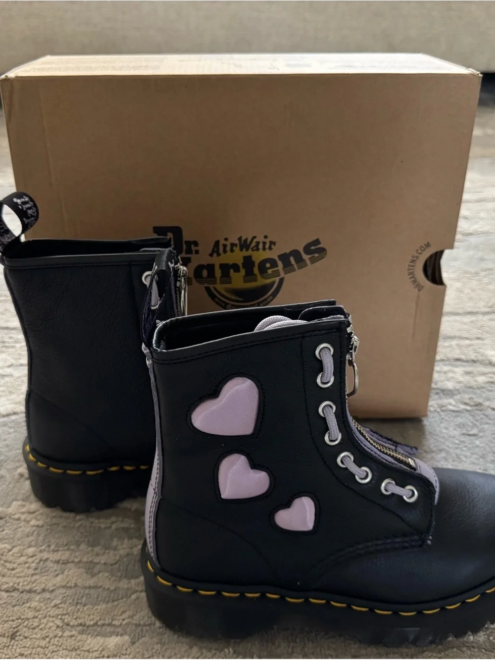 Dr. Martens limited edition, discontinued, lace, Up heart boots size 6